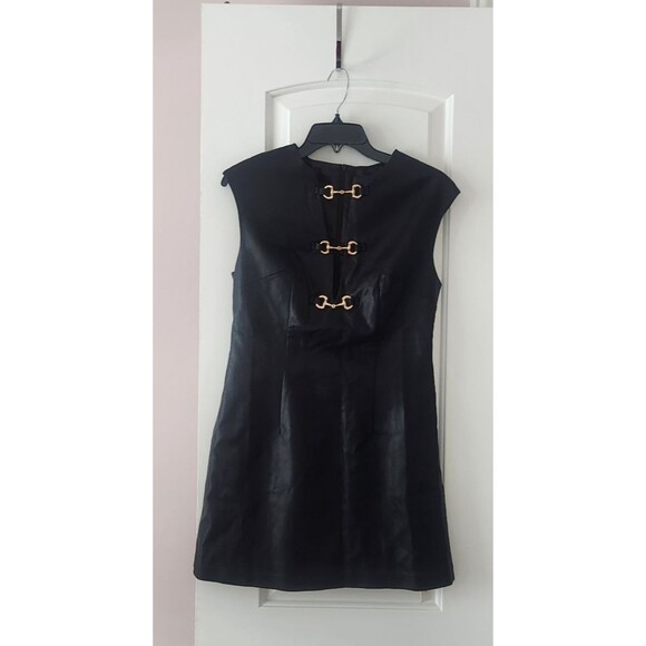 NWT COMMENSE Faux Leather Buckle Mini Dress Sleeveless V Neck Party Club Black M - Picture 7 of 11